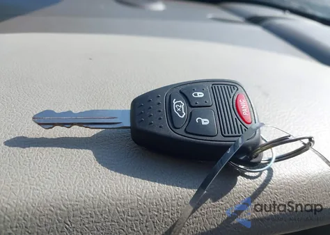 2007 Chrysler Aspen Limited из США, поврежденный, VIN 1A8HX58287F560396